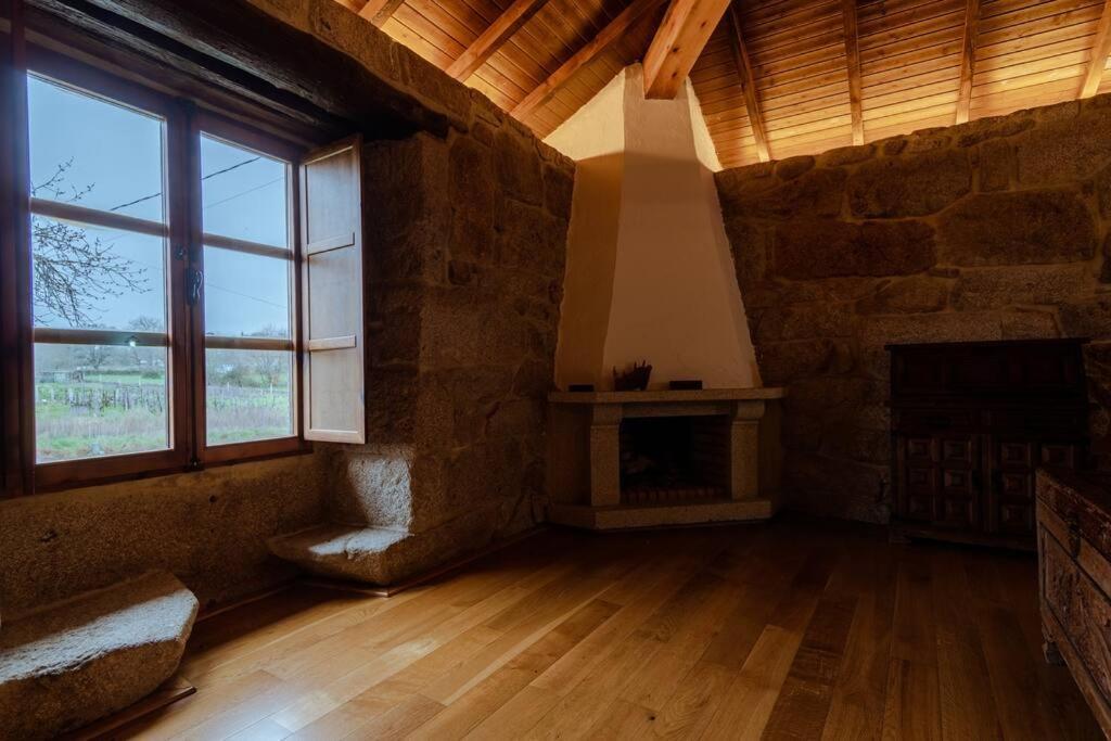 Casa De Campo Con Piscina, Entera O Por Habitaciones Amoeiro Luaran gambar