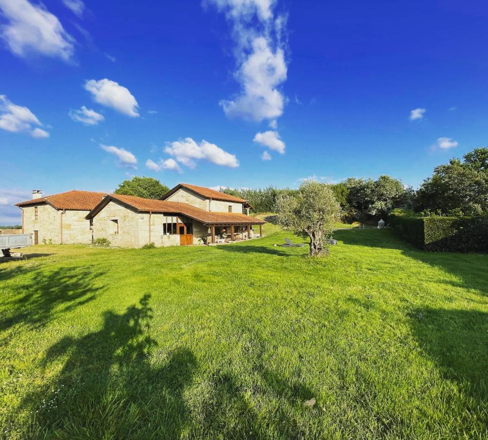 Casa De Campo Con Piscina, Entera O Por Habitaciones Amoeiro Luaran gambar